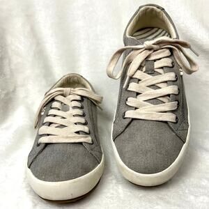 TAOS Women’s Gray Canvas Sneakers  8   Minimalist Gorpcore Campy Normcore